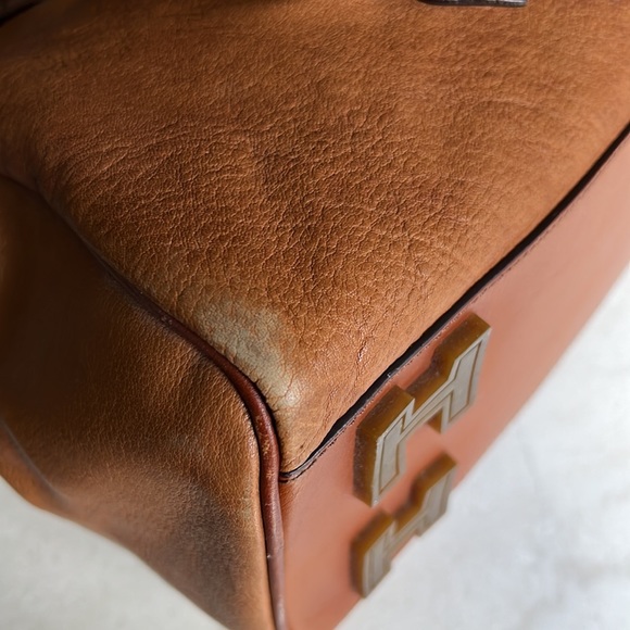Hunter Kelso Leather Bag - Picture 7 of 13